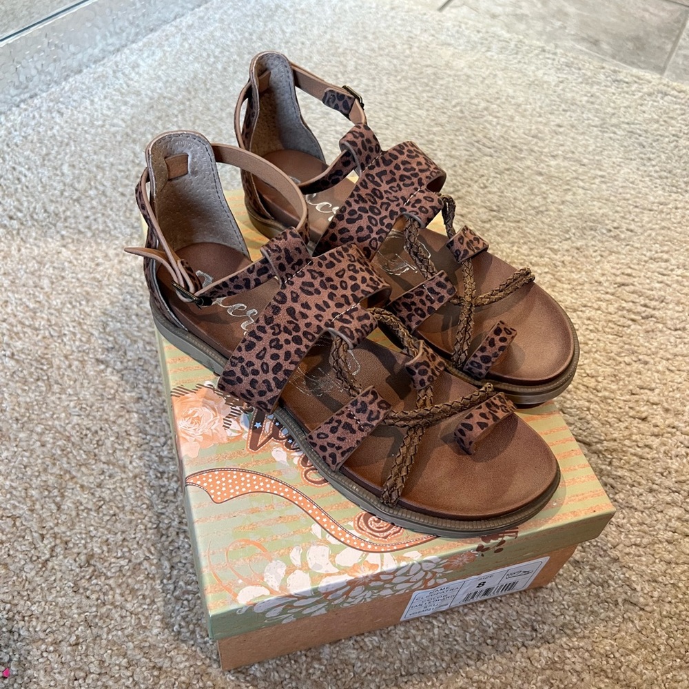 EUC Very G Cleopatra Sandal